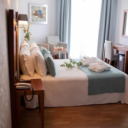 El Trebol Hotel